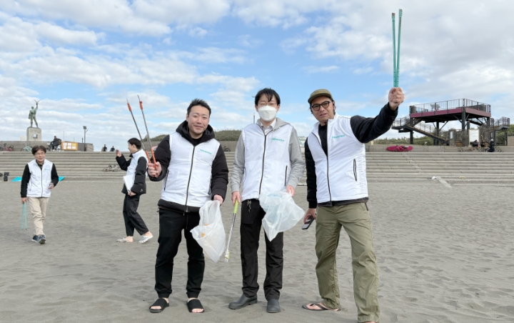 ビーチ清掃活動